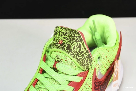 Stocking Stuffer  LeBron 20  FJ4955-300 Nike 0318